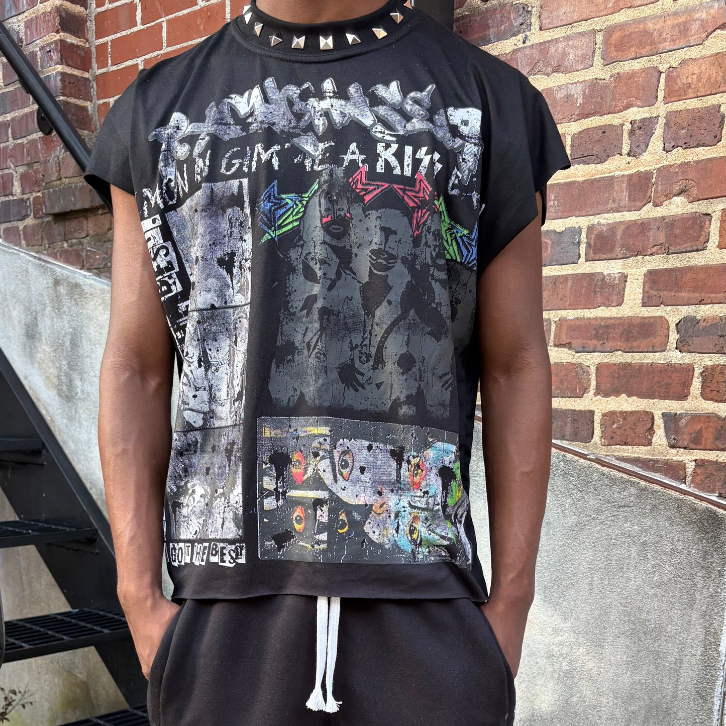 RackChaser “KISS ME” Tee